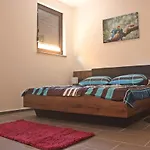 Haus Sunset بومير